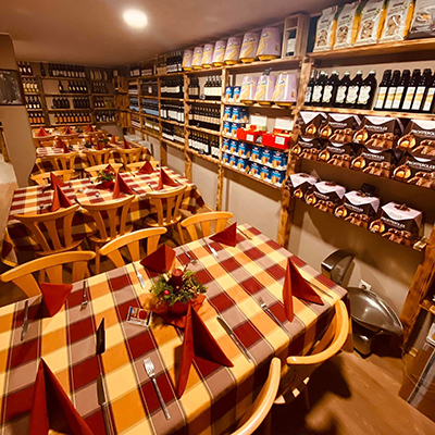 Sapori del Sud bietet italienische Köstlichkeiten zum direkten Genuss oder für zu Hause an.